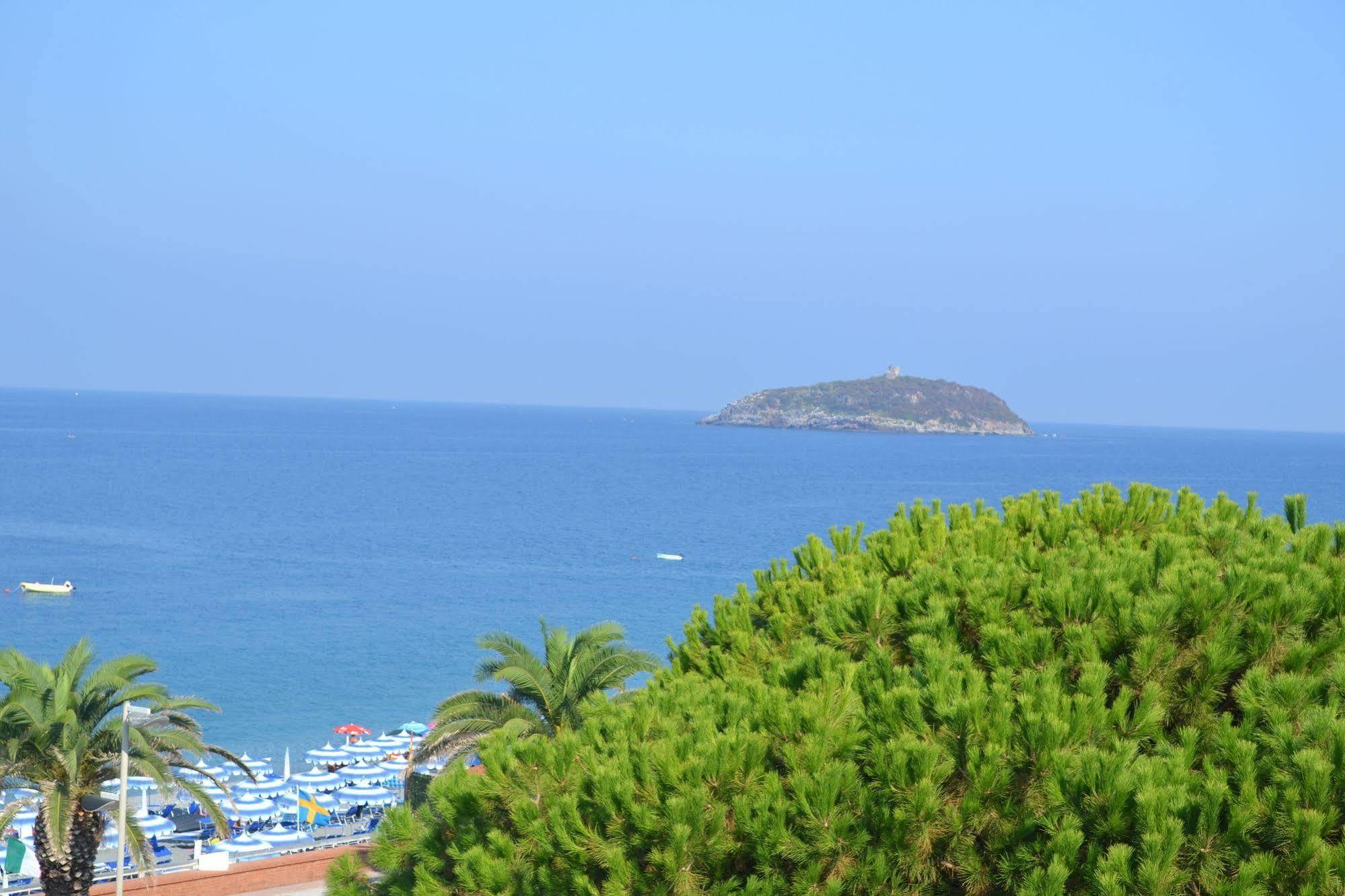 דיאמנטה Beach Hotel מראה חיצוני תמונה