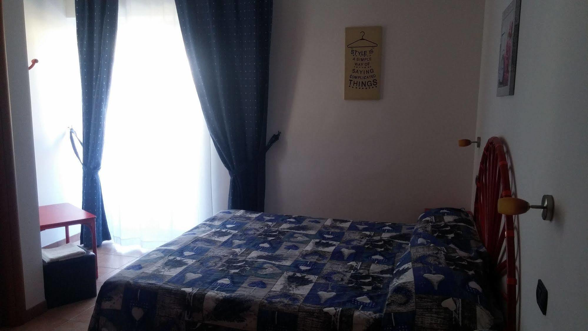 דיאמנטה Beach Hotel מראה חיצוני תמונה